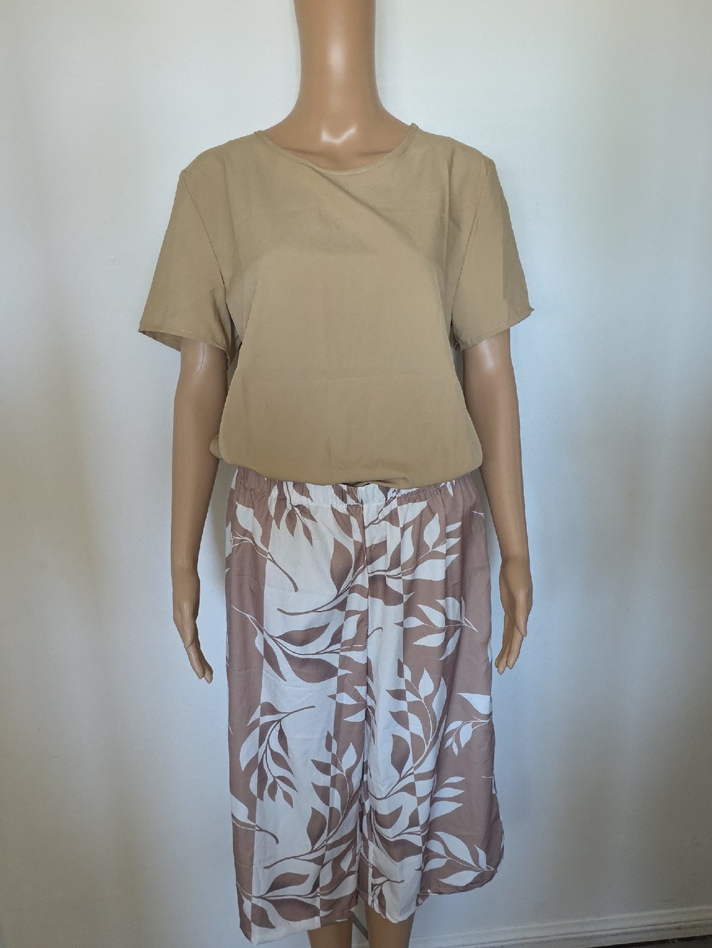 Beige Short Sleeve Blouse with Printed Wide-Leg Pants